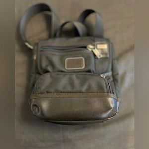 Tumi Alpha 2 Ballistic Nylon Ultra Light One
Shoulder Crossbody Bag